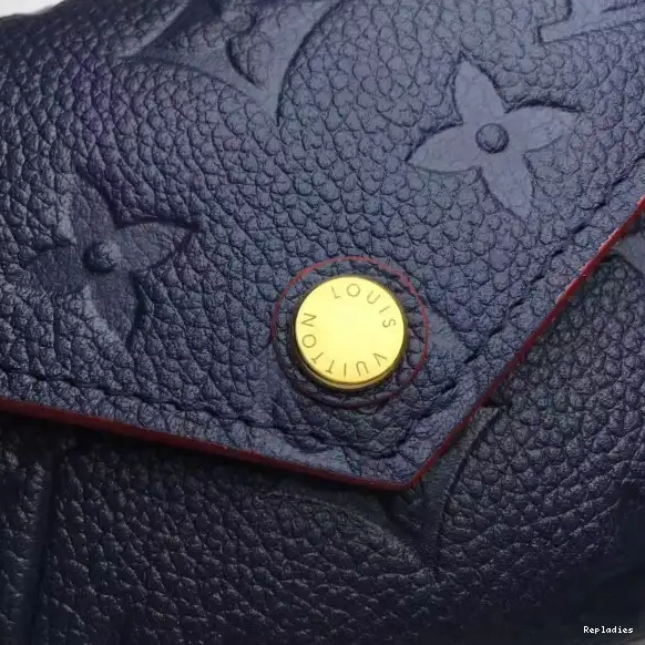 Repladies offers premium fake Louis bags at unbeatable prices. Our products are cheap because we focus on direct sales Louis Victorine wallet Vuitton 0404